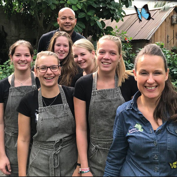 Loes en het team